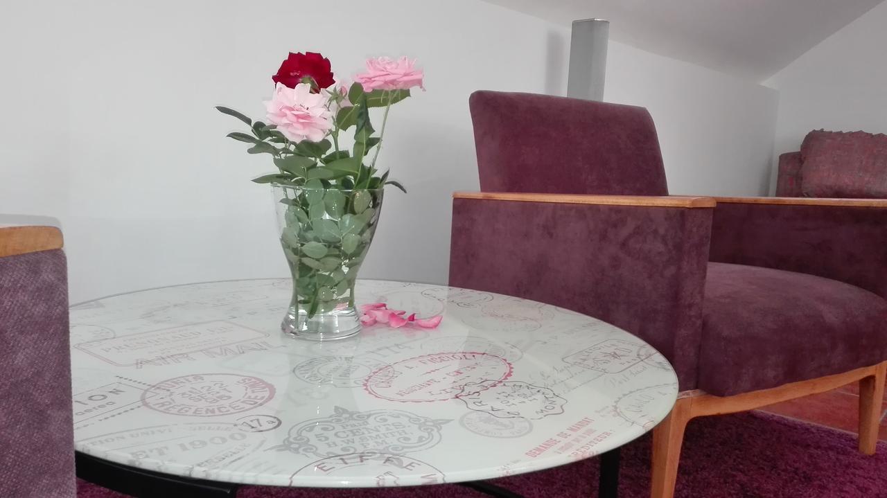 Apartment Dixy Belgrado Esterno foto