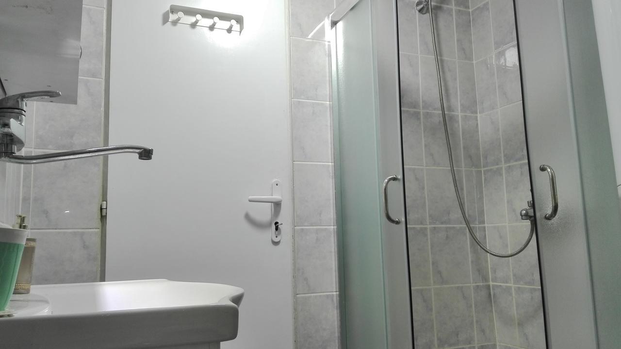 Apartment Dixy Belgrado Esterno foto